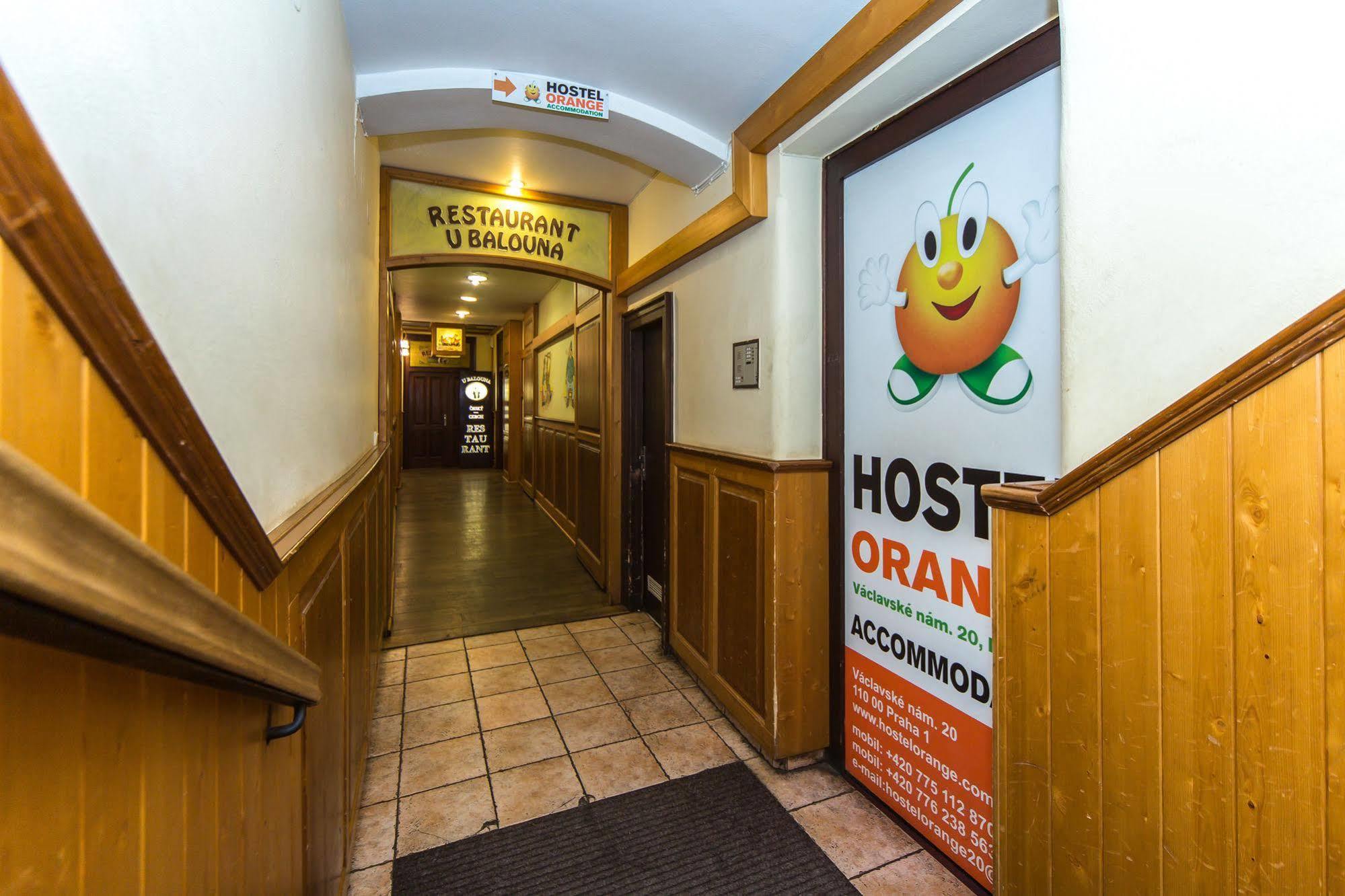 Orange Albergue
